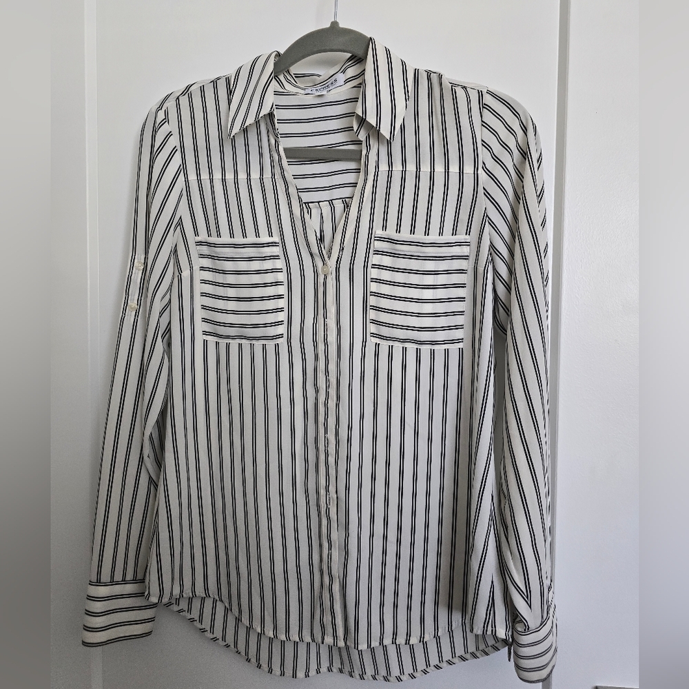 Express Black and White Portofino Button Down Shirt Sz Small